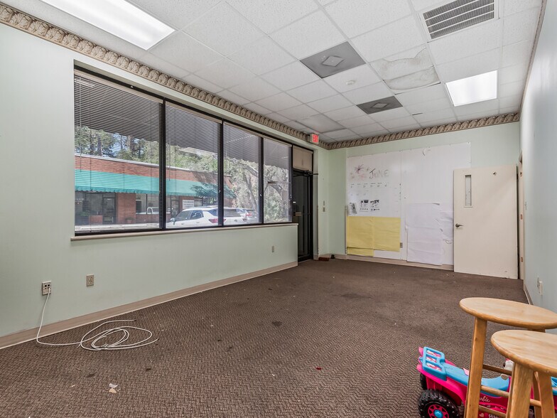 More Photos Of 2016 N Point Blvd, Tallahassee Office For Sale