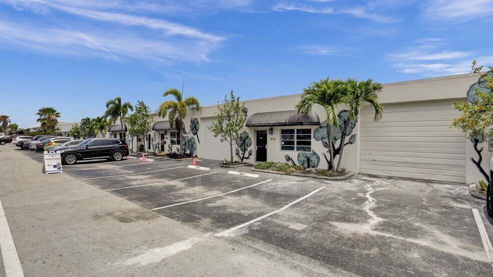Primary Photo Of 3948 NE 5th Ave, Oakland Park Warehouse For Lease