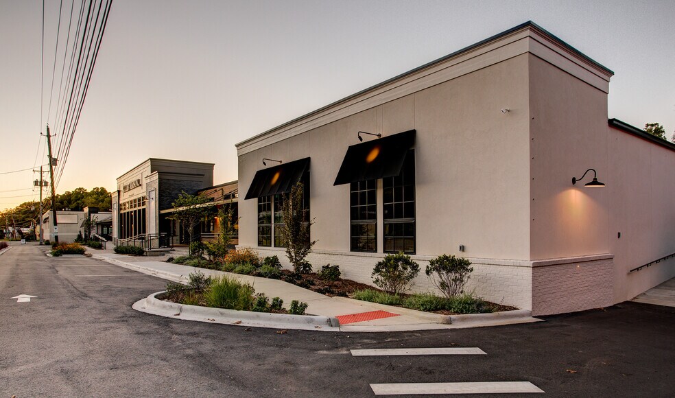 More Photos Of 11 Sullivan Way, Asheville Warehouse For Lease