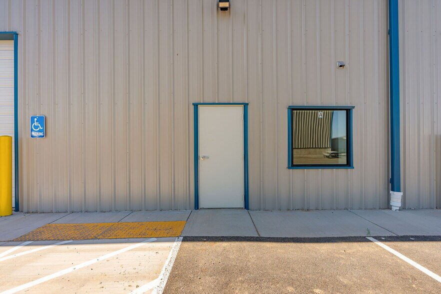 More Photos Of 2351 W 850 N, Cedar City Warehouse For Lease