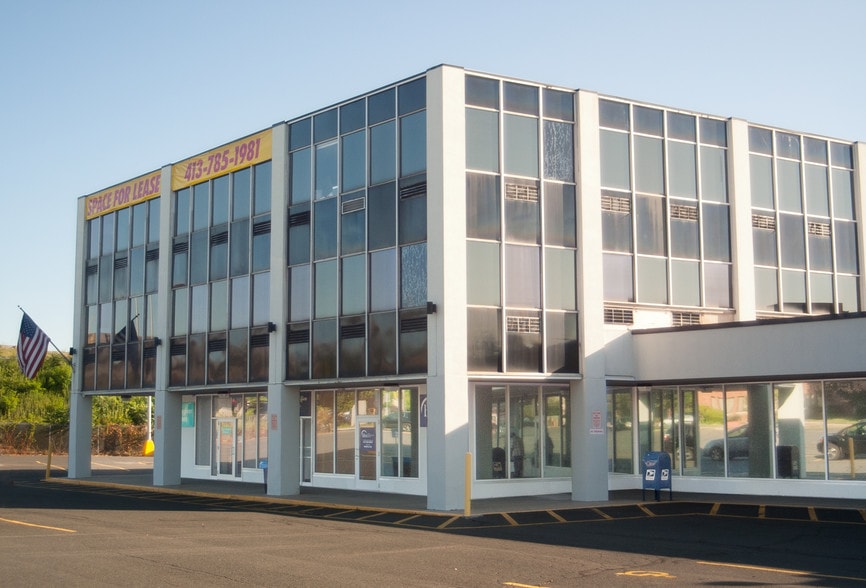 More Photos Of 1985 Main St, Springfield Storefront For Lease
