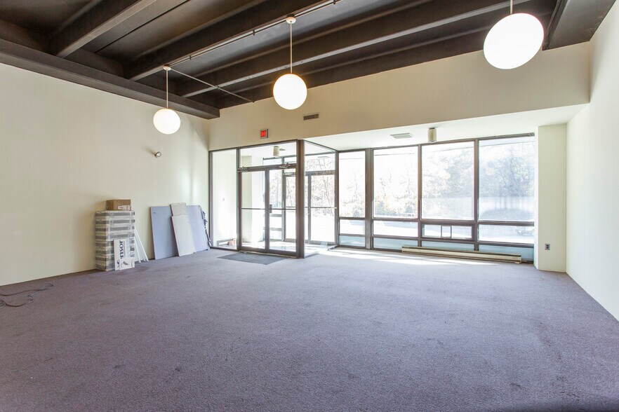 More Photos Of 4000 Bridge St, Drexel Hill Manufacturing For Lease