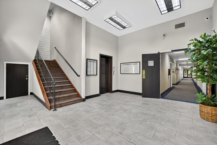 More Photos Of 6060 Sunrise Vista Dr, Citrus Heights Office For Sale