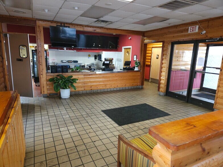 More Photos Of 3616 E 11th St, Tulsa Fast Food For Sale