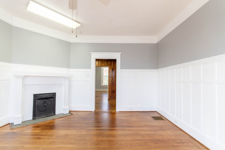 More Photos Of 1530 Ebenezer Rd, Rock Hill Office For Sale