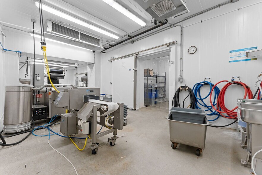 More Photos Of 24 Commerce St, Franklin Industrial For Sale