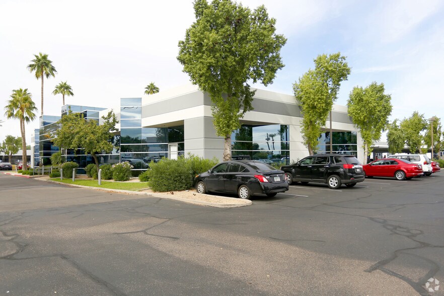 More Photos Of 4602 E University Dr, Phoenix Unknown For Lease