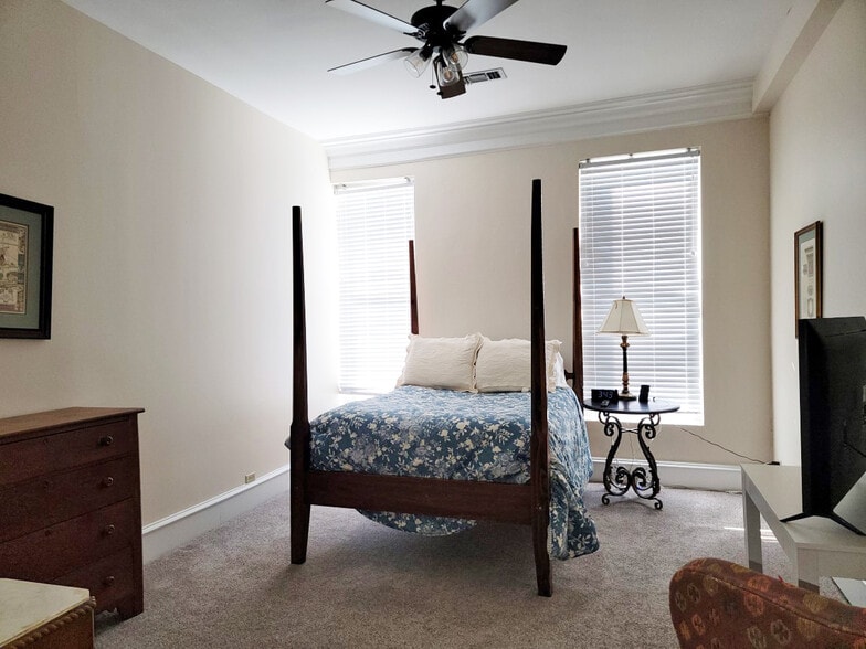 More Photos Of 520-524 Front St, Natchitoches Storefront Retail Residential For Sale