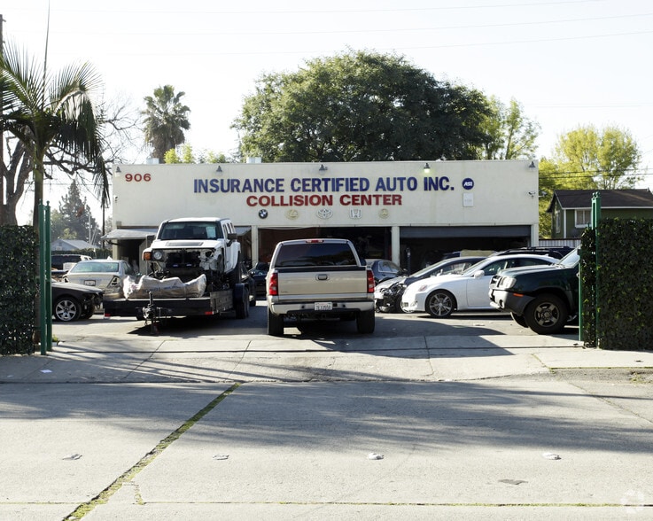Primary Photo Of 906 W 2nd St, Pomona Auto Repair For Sale
