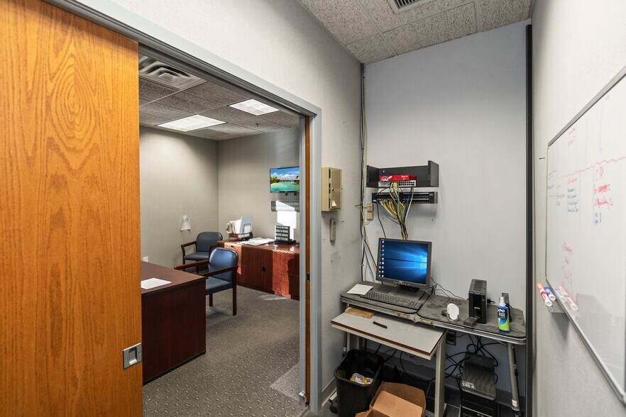 More Photos Of 6 Raritan Rd, Oakland Warehouse For Sale