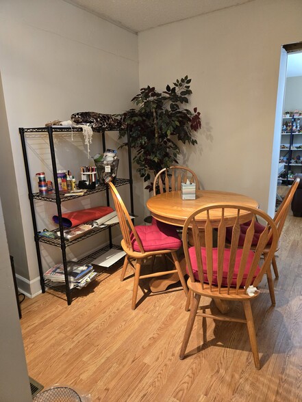 More Photos Of 3739 Wilkens Ave, Baltimore Medical For Lease