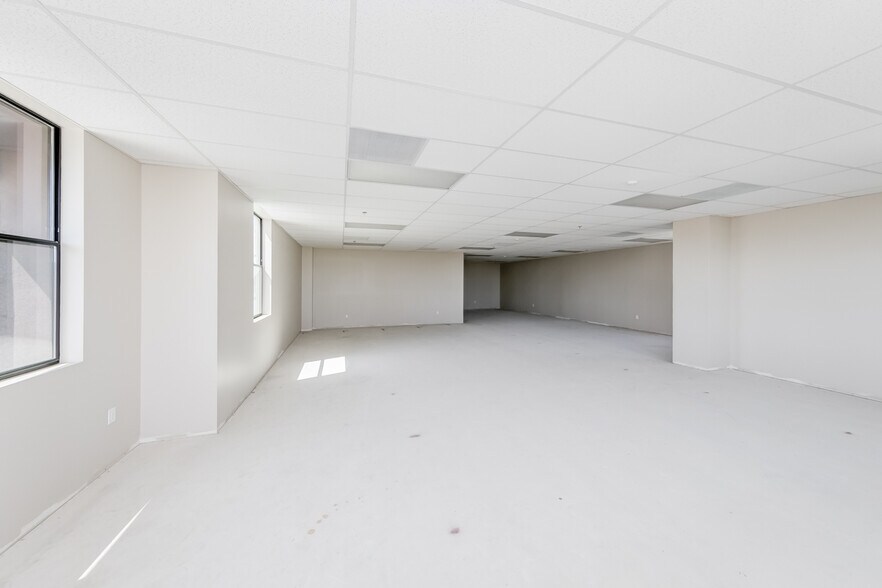 More Photos Of 1320 E Las Tunas Dr, San Gabriel Medical For Lease