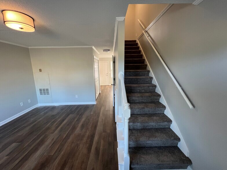 More Photos Of 1738 12th St, Cayce Apartments For Sale