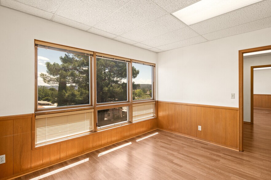 More Photos Of 2155 W State Route 89A, Sedona Office For Sale
