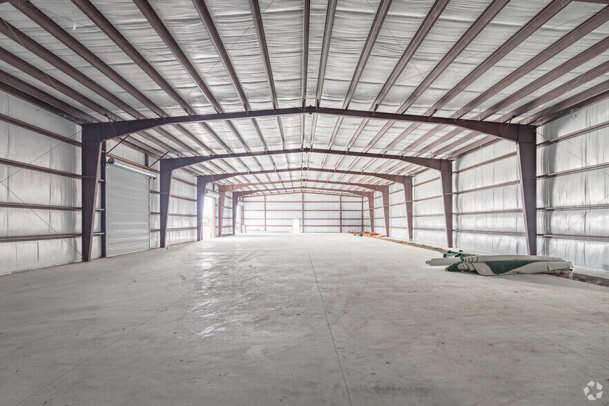 More Photos Of 18500 Pearland Sites Rd, Pearland Unknown For Lease