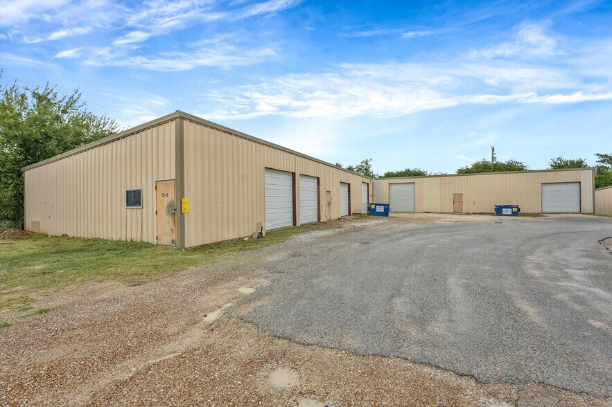 More Photos Of , Granbury Unknown For Sale