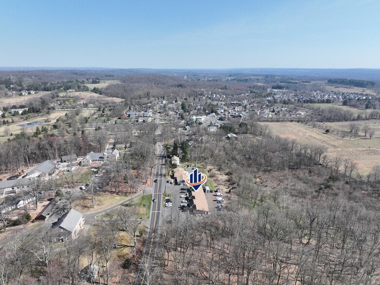 More Photos Of 5667 York Rd, Lahaska Freestanding For Lease