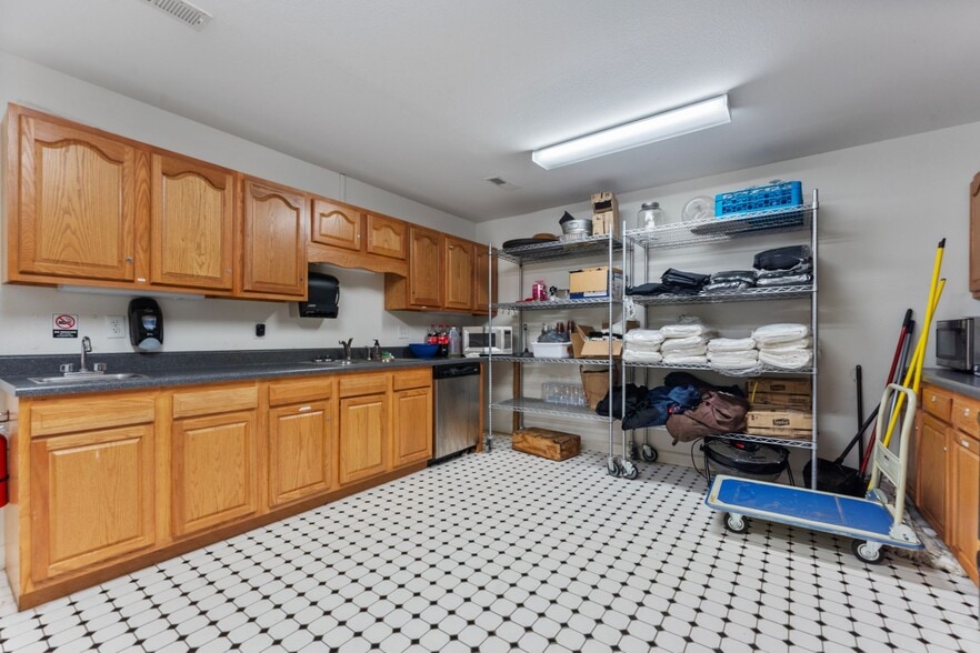 More Photos Of 2929 Hedrick Mill Rd, Lexington Lodge Meeting Hall For Sale