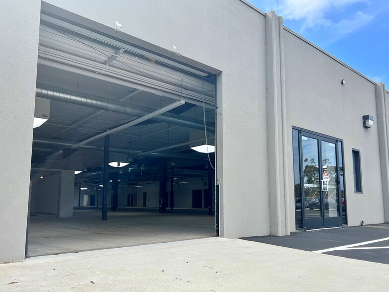 More Photos Of 6300-6370 Hollister Ave, Goleta Research And Development For Lease