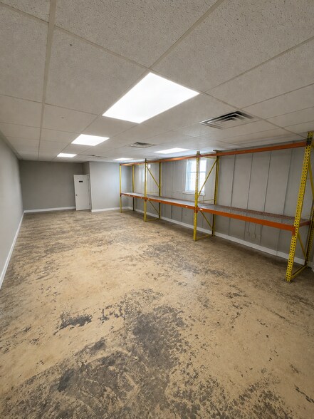More Photos Of 31515 U.S. Highway 19 N, Palm Harbor General Retail For Lease