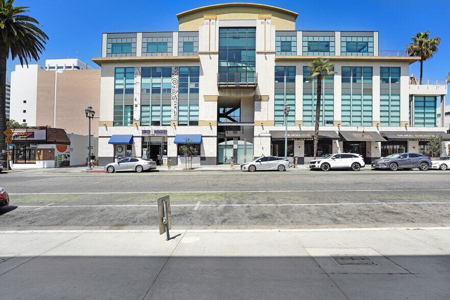 More Photos Of 219-231 Arizona Ave, Santa Monica Loft Creative Space For Lease
