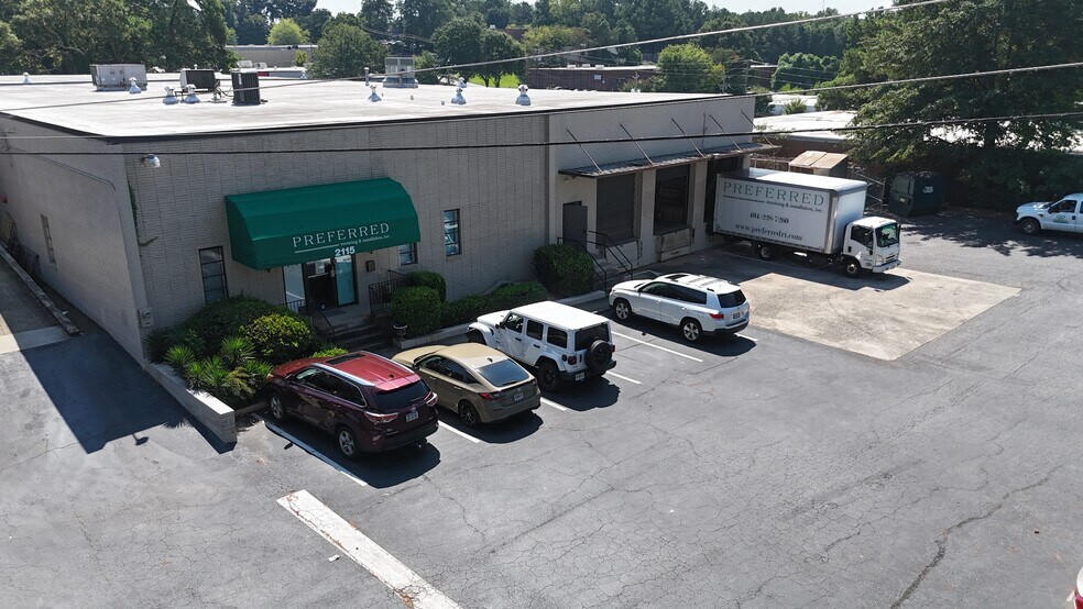More Photos Of 2115 Hills Ave NW, Atlanta Warehouse For Lease