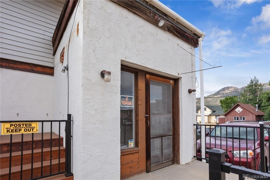 More Photos Of 202 Tabor St, Buena Vista General Retail For Sale