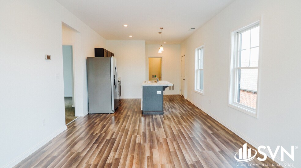 More Photos Of 451 S Ashland Ave, Lexington Storefront Retail Residential For Sale