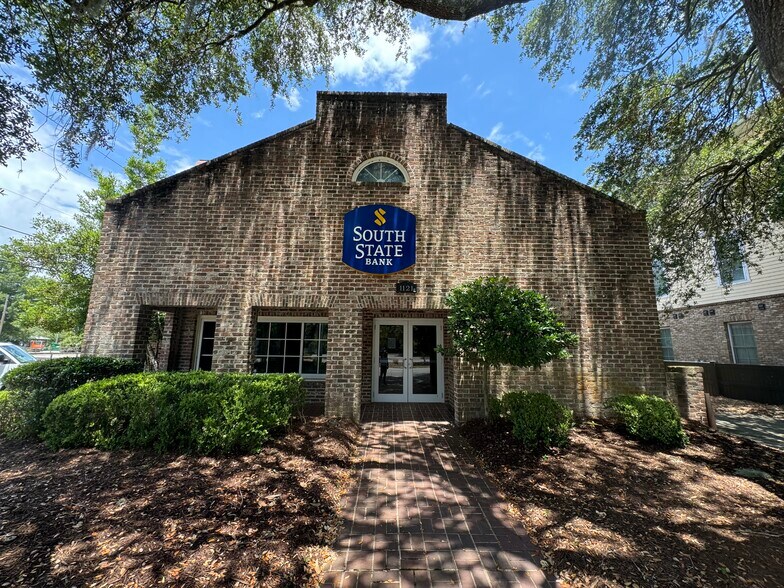 More Photos Of 1121 Boundary St, Beaufort Bank For Lease