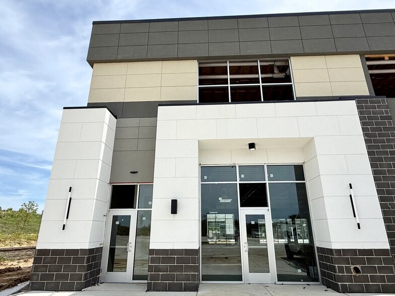 More Photos Of NEC N 180th & W Maple Rd, Omaha Unknown For Lease
