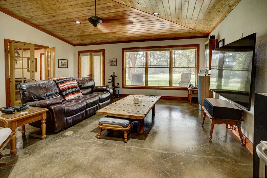 More Photos Of 945 Justice Rd, West Point Land For Sale