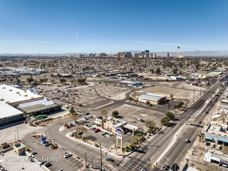 More Photos Of 2865 E Charleston Blvd, Las Vegas General Retail For Sale
