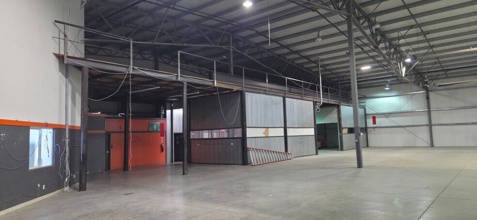 More Photos Of 1173-1199 W 2425 S, Woods Cross Manufacturing For Lease