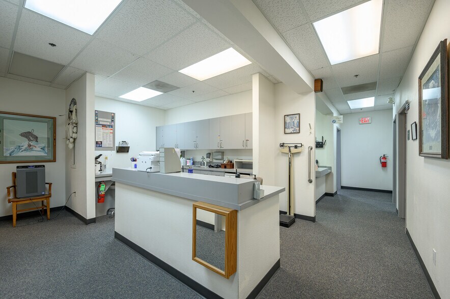 More Photos Of 308 N Villa Rd, Newberg Medical For Lease