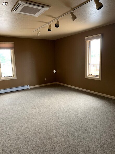 More Photos Of 1530 S Tejon St, Colorado Springs Office For Lease