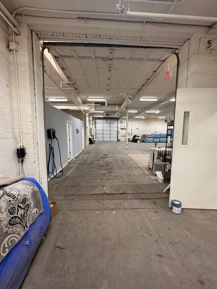 More Photos Of 334 Ontario St, Albany Warehouse For Sale