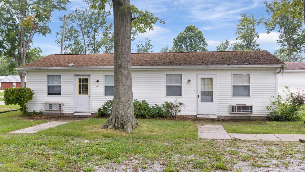 More Photos Of 5196 Lake Rd E, Geneva Hotel For Sale