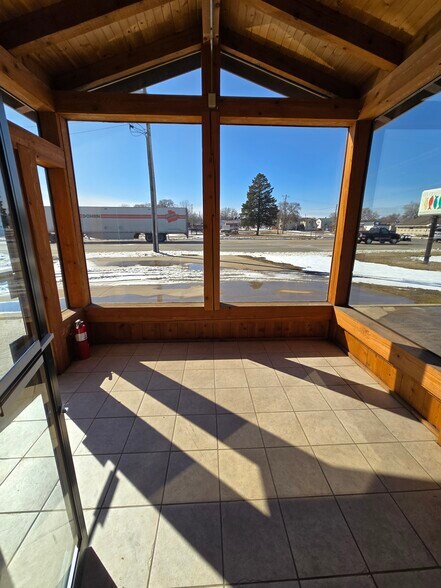 More Photos Of 330 N Marquette Rd, Prairie Du Chien General Retail For Lease