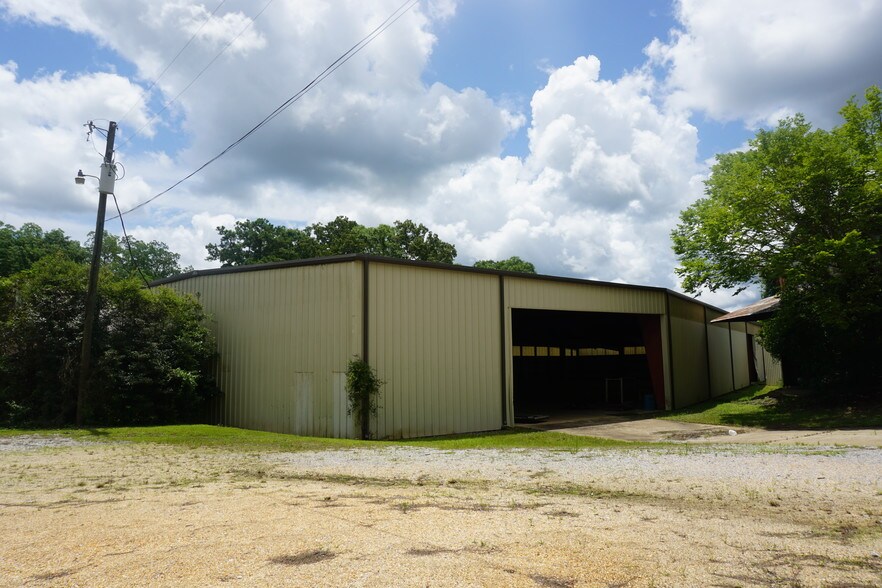 More Photos Of 403 N Main St, Evergreen Warehouse For Sale