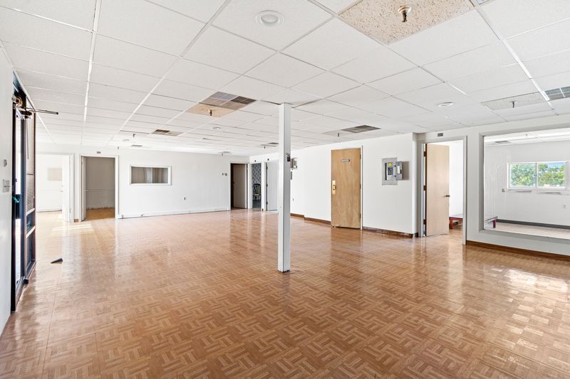 More Photos Of 5340-5364 Broadway, Merrillville Storefront For Sale