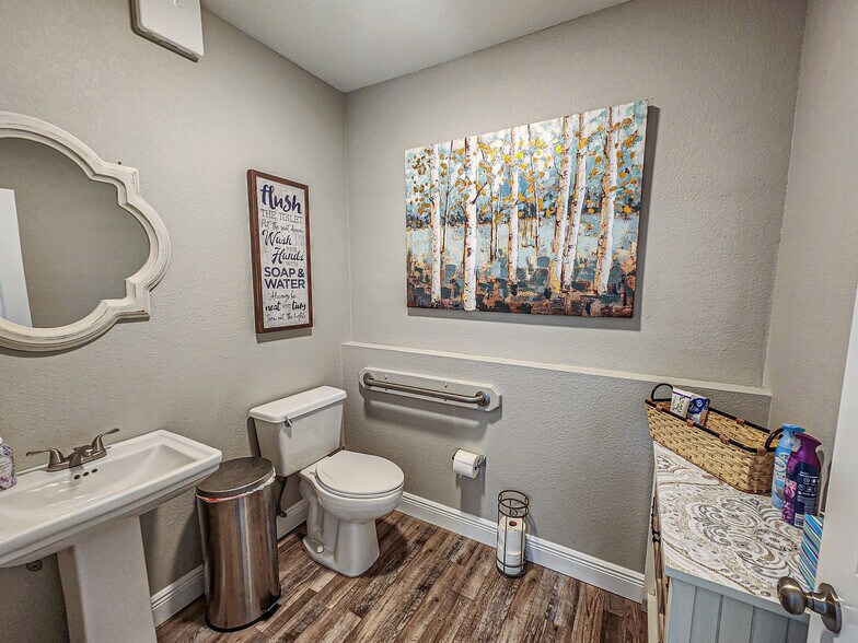More Photos Of 4925 SE Abshier Blvd, Belleview Medical For Sale