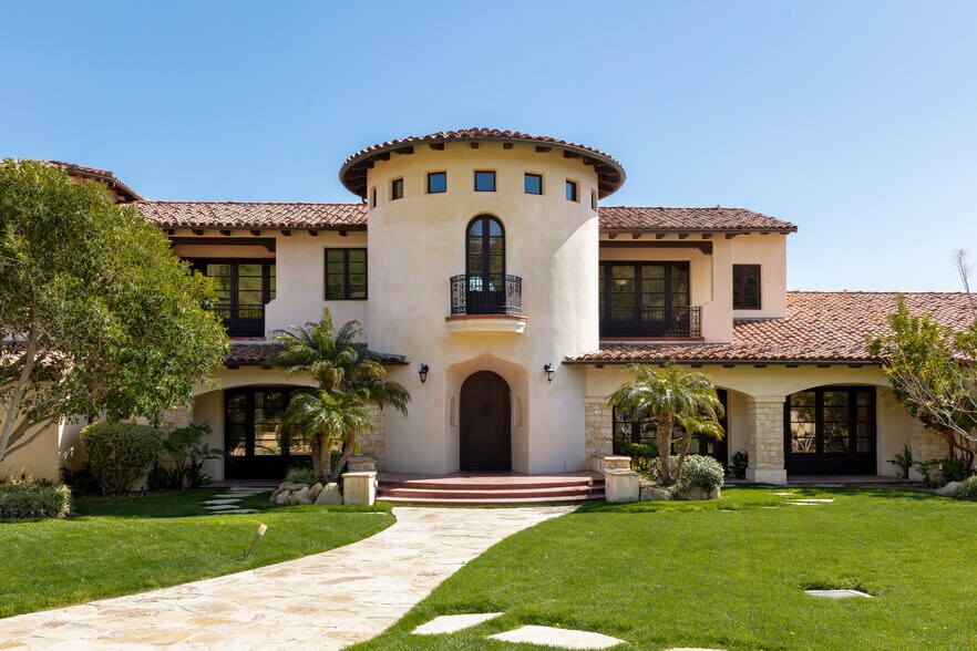 More Photos Of 6914 Solano Verde Dr, Somis Movie Radio TVStudio For Sale