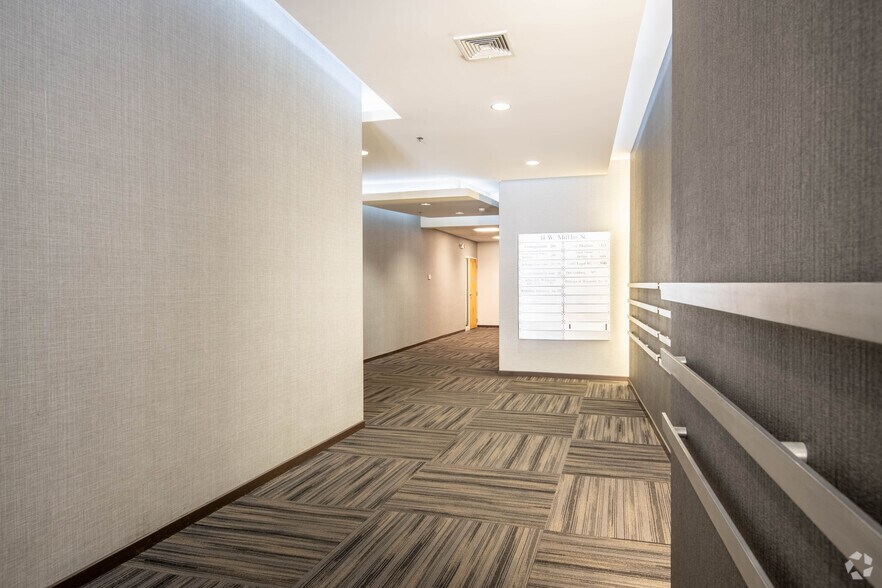 More Photos Of 14 W Mifflin St, Madison Loft Creative Space For Lease