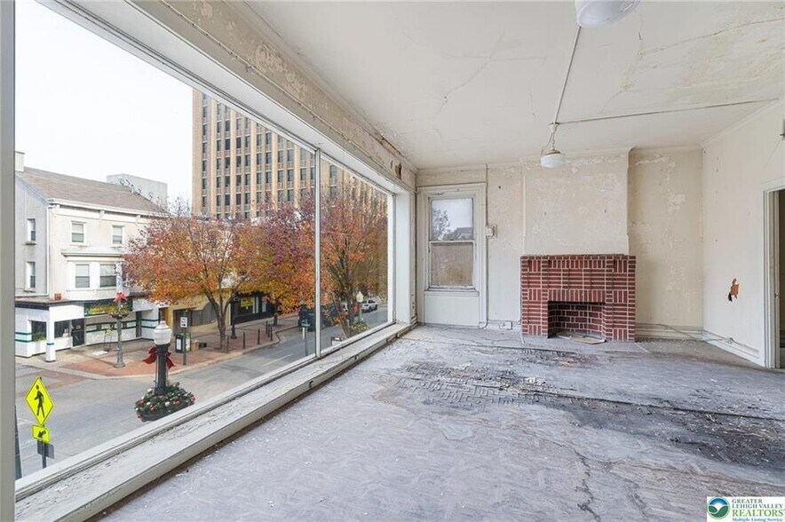 More Photos Of 926-928 W Hamilton St, Allentown Storefront Retail Office For Sale