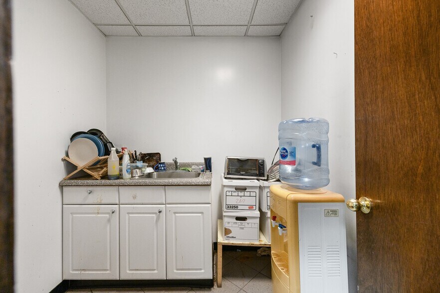 More Photos Of 38-56 11th Street, Long Island City Industrial For Sale