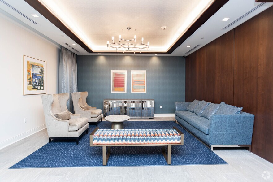 More Photos Of 6315 Forbes Ave, Squirrel Hill Apartments For Lease