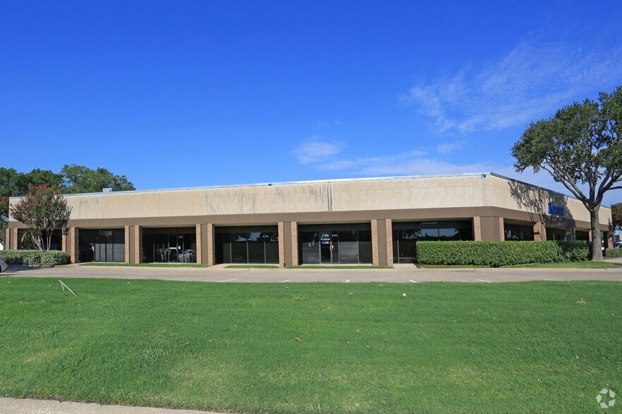 More Photos Of 10338-10382 Miller Rd, Dallas Light Manufacturing For Lease