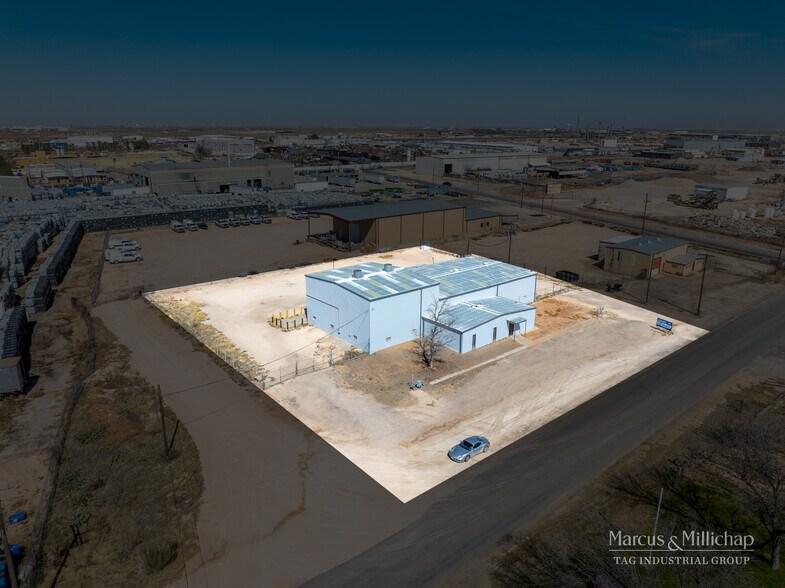 More Photos Of 11008 West County Road 128, Odessa Manufacturing For Sale