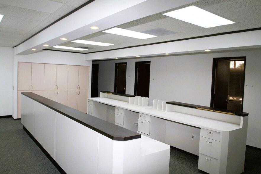 More Photos Of 3303 W FM-1960, Houston Medical For Lease