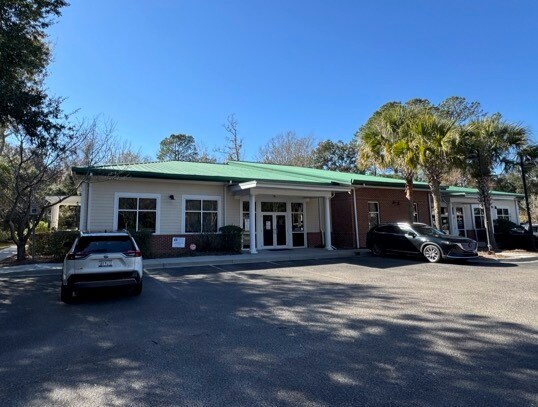 Primary Photo Of 897 Von Kolnitz Rd, Mount Pleasant Medical For Lease